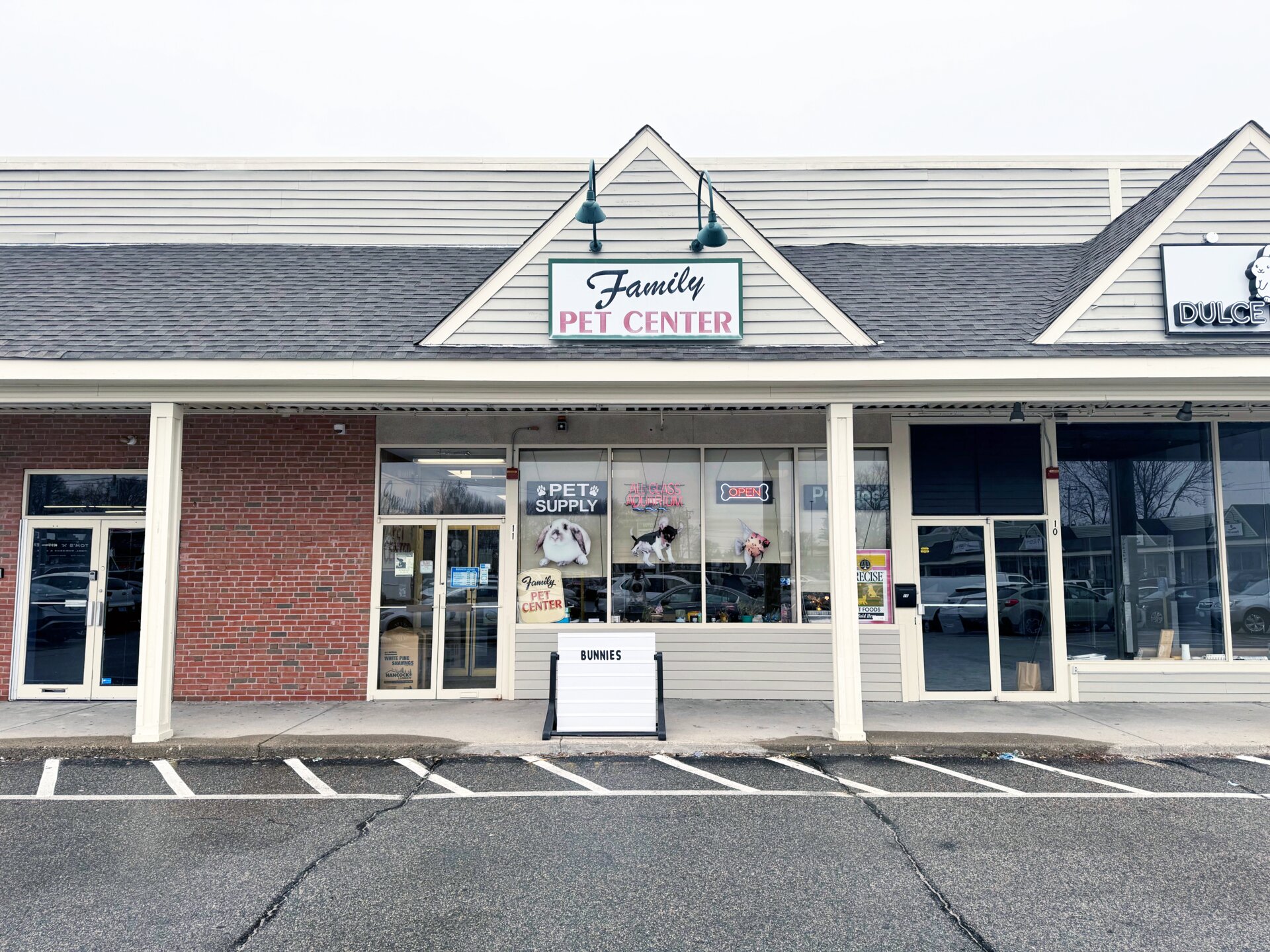 Family Pet Center storefront in North Providence